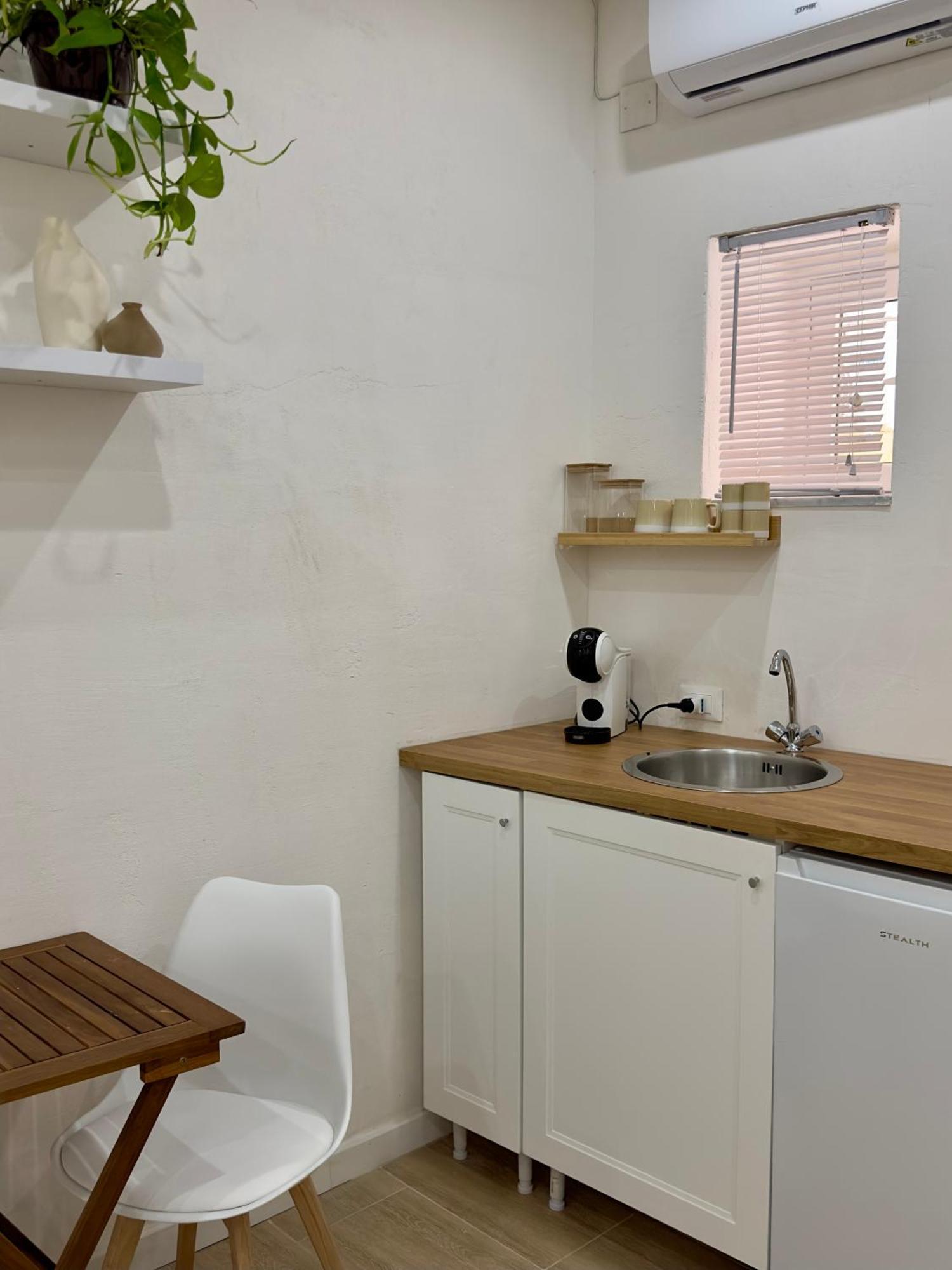 Aloha Apartment Palermo Bagian luar foto